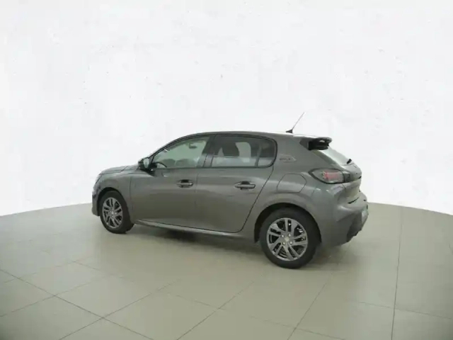 Peugeot 208 puretech 75 s&amp;s bvm5 — photo 1