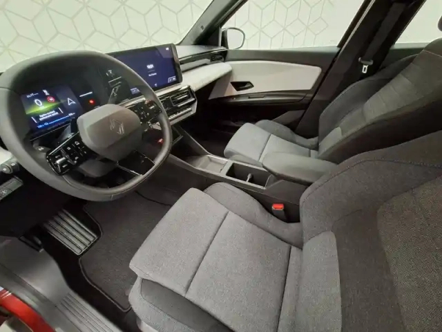 Renault 4 renault  e-tech electrique 120 ch autonomie urbaine — photo 93