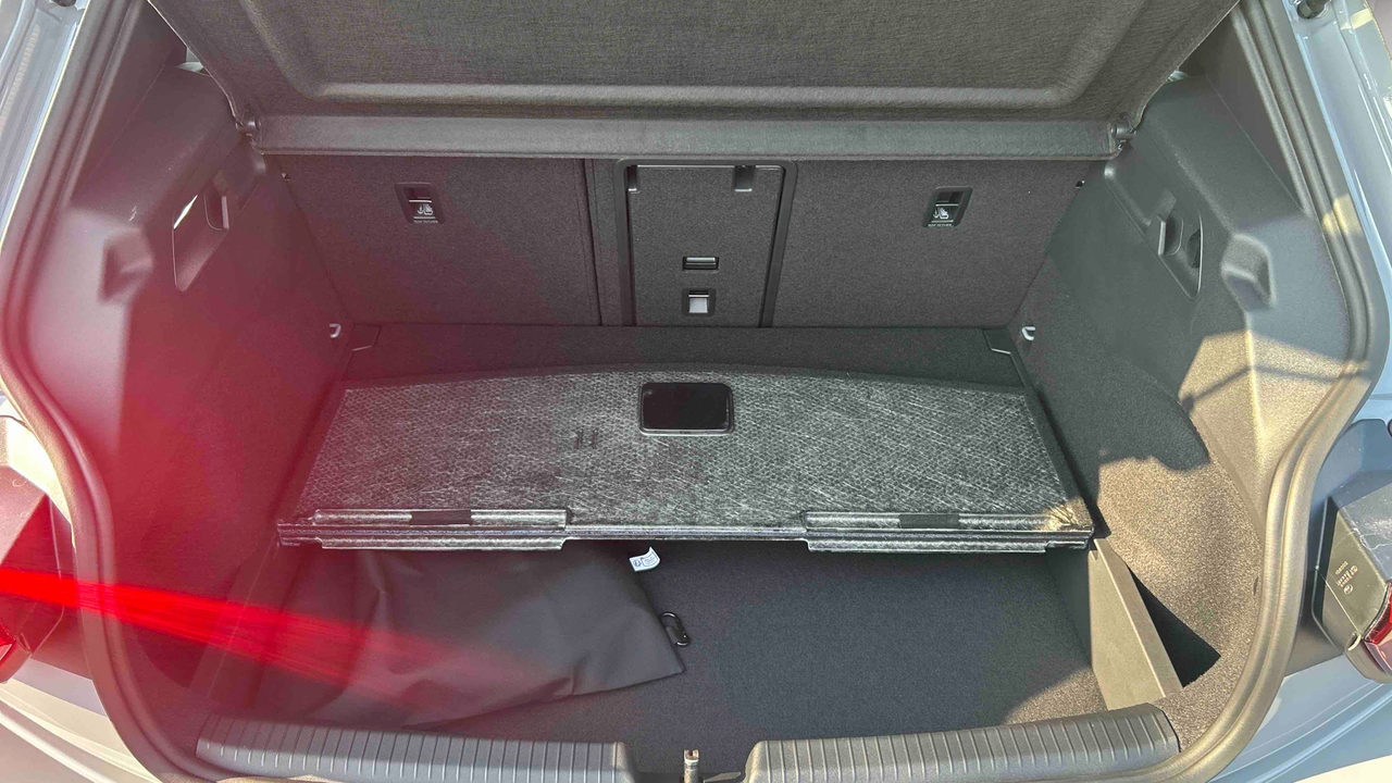 Volkswagen ID.3 Neo 50 kWh — photo 13