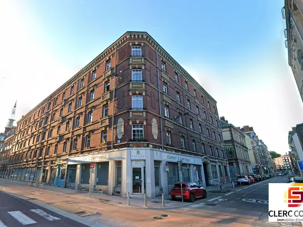 Local commercial 151 m²