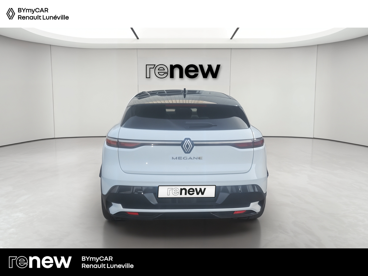 Renault Megane E-Tech EV60 220 ch optimum charge — photo 4