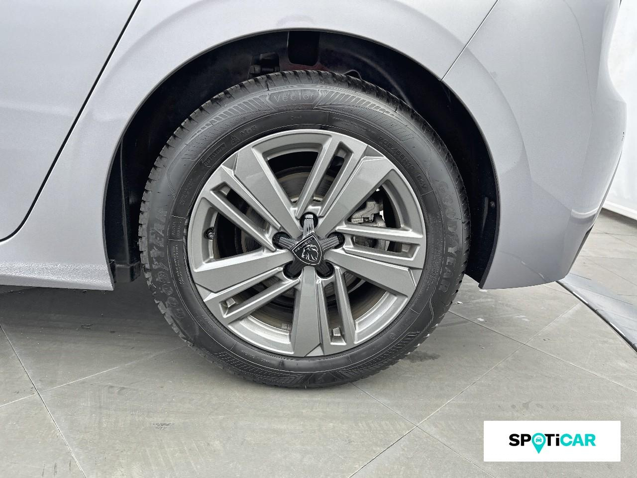 Peugeot 308 1.2 puretech 130ch s&s allure — photo 11