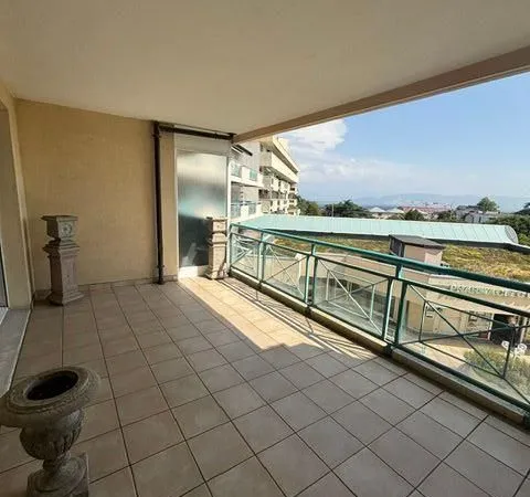 Appartement 3 pièces 72 m²