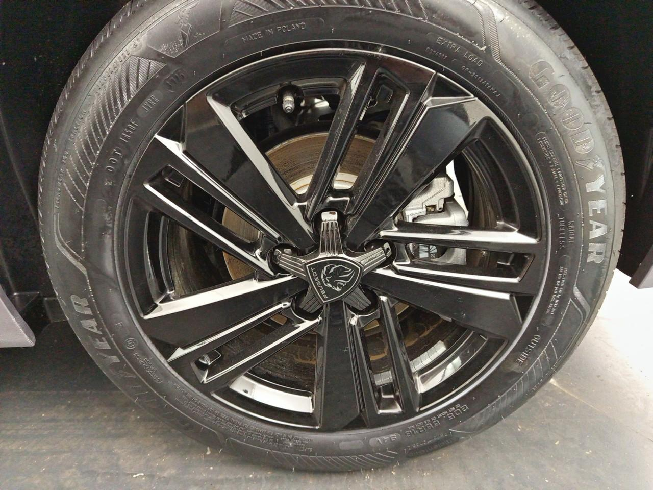 Peugeot 308 hybrid 145 e-dcs6 style — photo 16