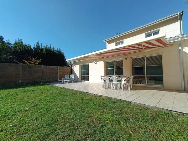 Maison Villenave D Ornon 5 pièce(s) 146 m2