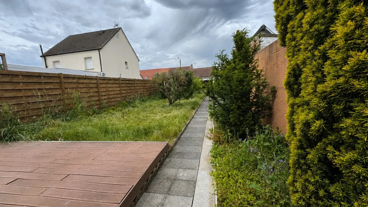 Photo 3