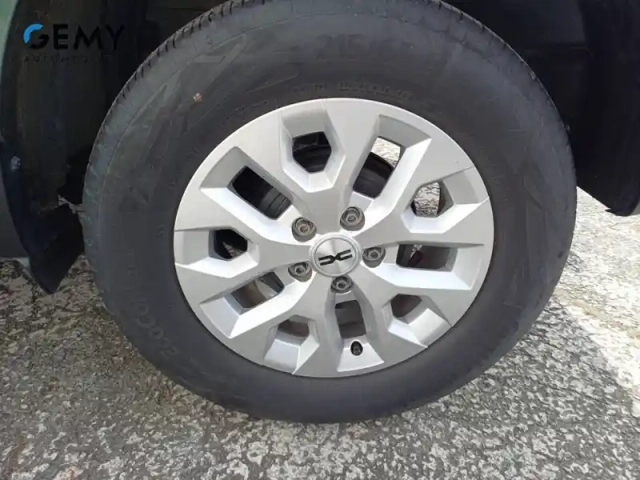 Dacia Duster blue dci 115 4x2 — photo 11
