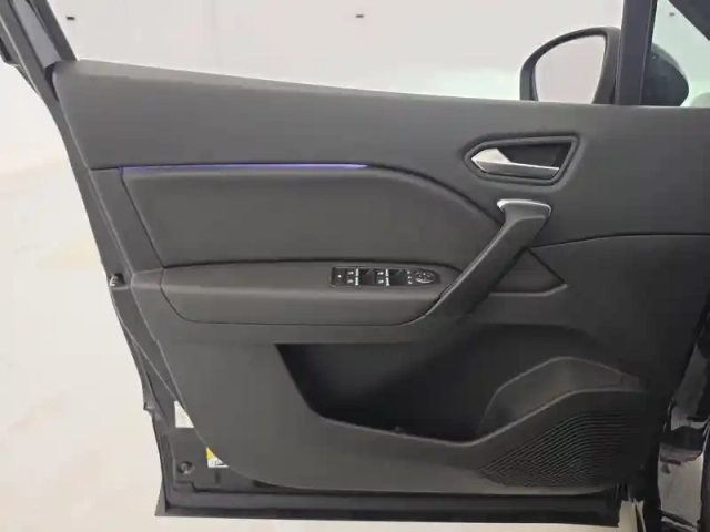 Renault Captur e-tech plug-in 160 — photo 191