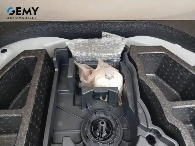 Peugeot 208 bluehdi 100 s&amp;s bvm6 — photo 17