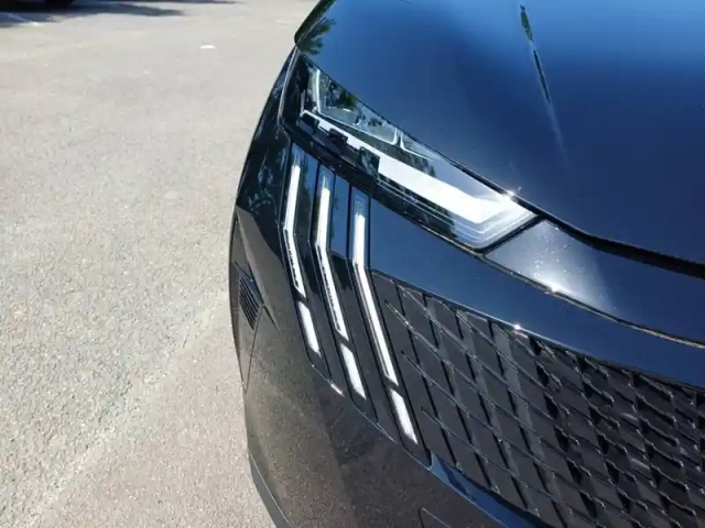 Peugeot 5008 hybrid 145 ch e-dcs6 — photo 16