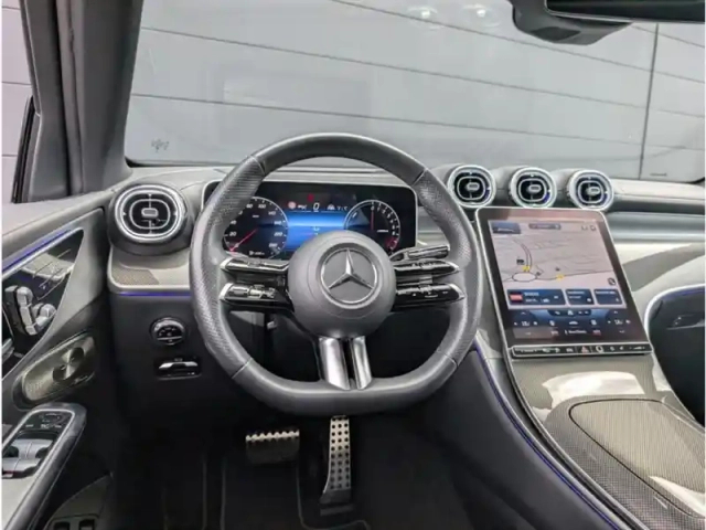 Mercedes Glc 300 e  hybrid eq 4matic — photo 12