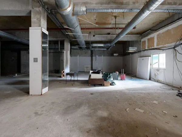 Local commercial 1000 m²
