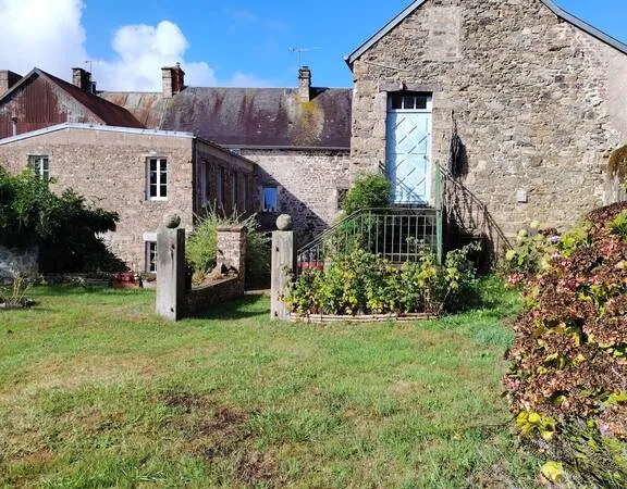 Maison 8 pièces 250 m²