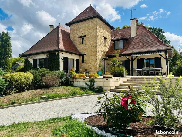 Maison 5 pièces 210 m2