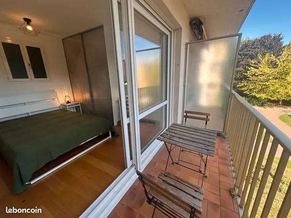 Appartement dans résidence calme et sécurisée proche université