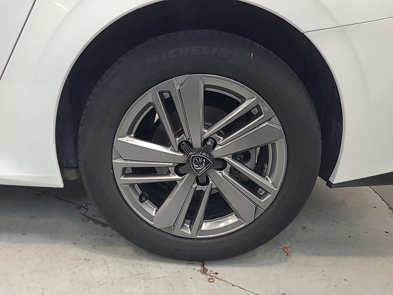Peugeot 308 sw bluehdi 130ch s&s eat8 active pack — photo 16
