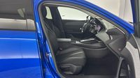 Peugeot 308 1.5 BlueHDi 130ch S&S Allure Pack EAT8 — photo 15