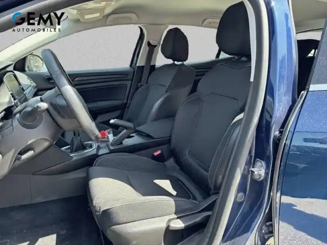 Renault Megane mégane iv berline tce 115 fap — photo 9