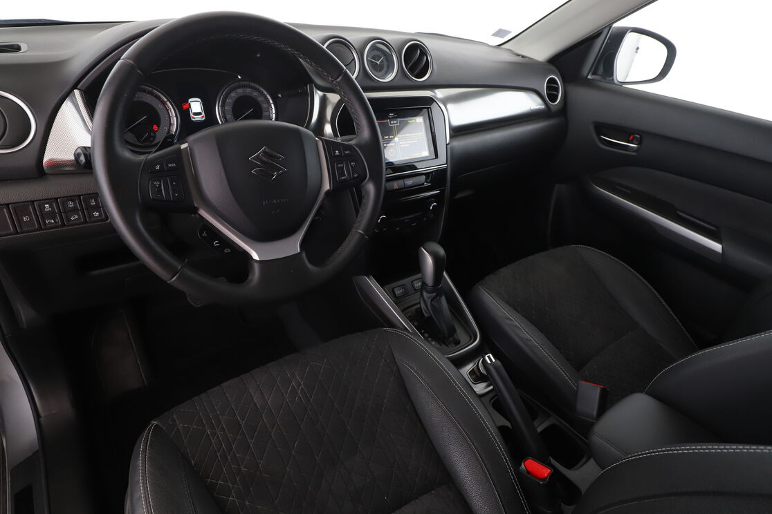 Suzuki Vitara 1.4 BoosterJet Style AllGrip Auto — photo 10
