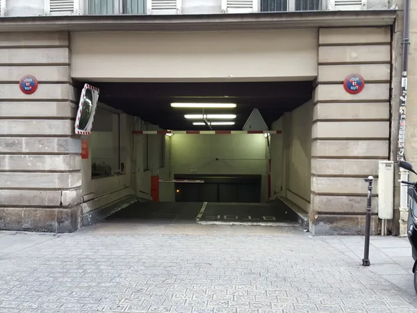 Loue parking