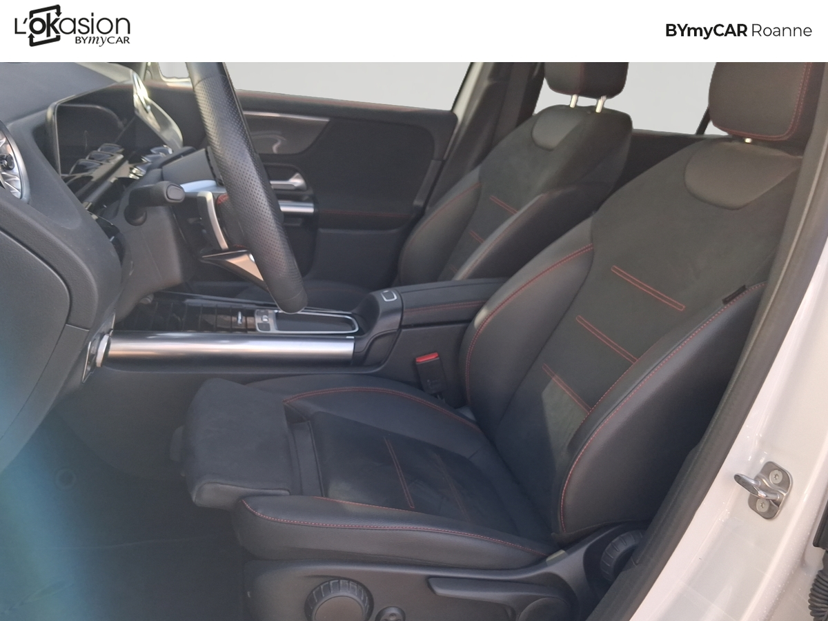 Mercedes GLA 180 7G-DCT — photo 13