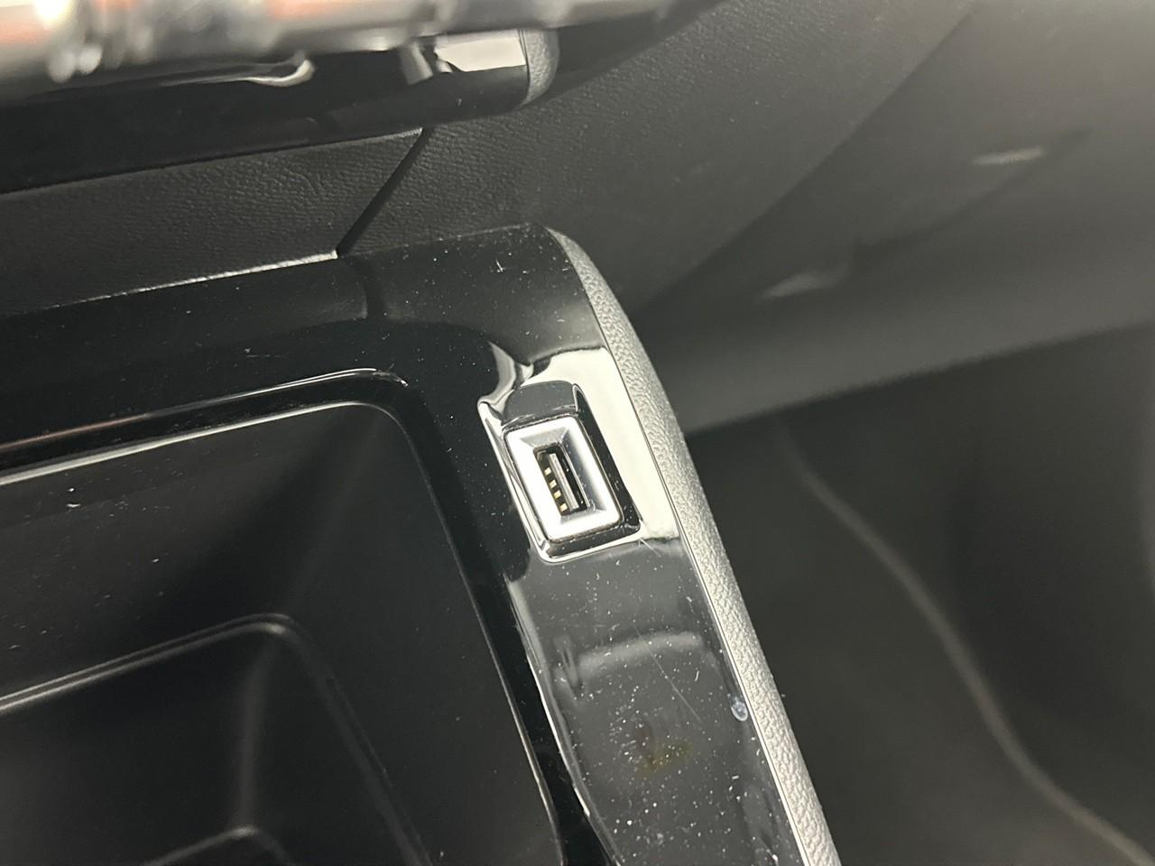 Peugeot 208 puretech 100 s&s bvm6 style — photo 27