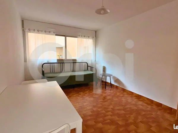 Studio 1 pièce 23 m²