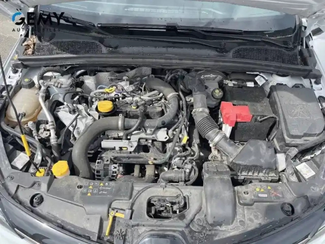 Renault Clio tce 90 — photo 12