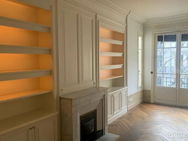 Bureaux 150 m²