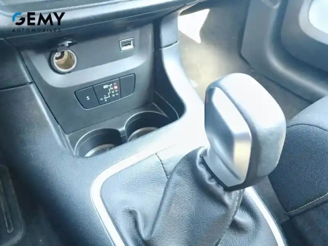 Citroën C3 puretech 110 s&amp;s eat6 — photo 18