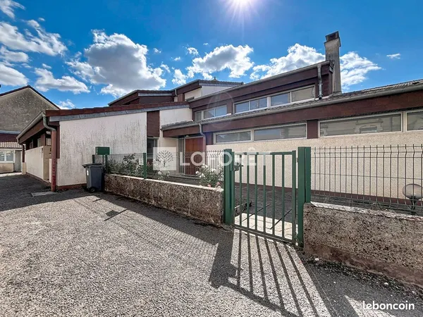 Propriété 11 pièces 322 m²