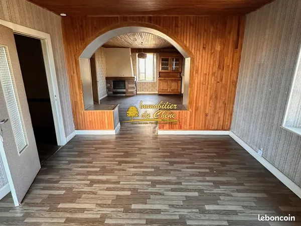 Maison 10 pièces 250 m²