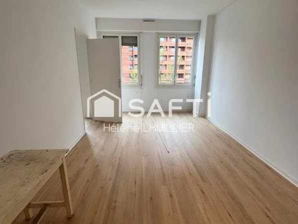 Bureaux de 33.60m² au 5eme etage - Toulouse Allée Jean Jaures