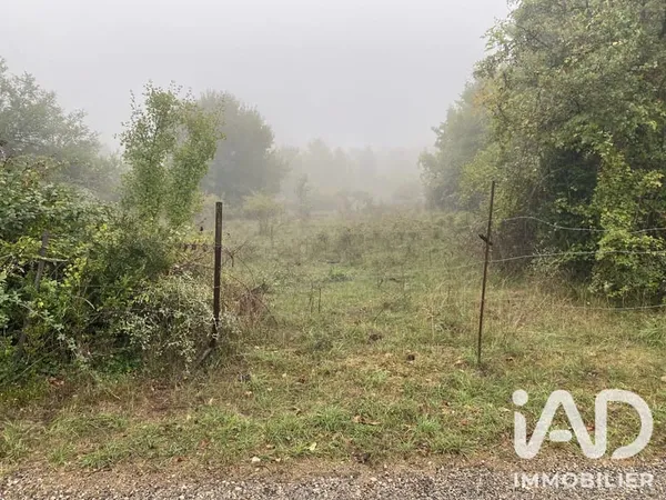 Terrain 19740 m²