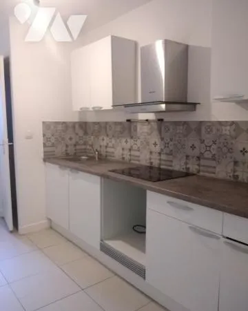 Maison 6 pièces 77 m²