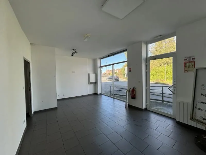 Photo 1