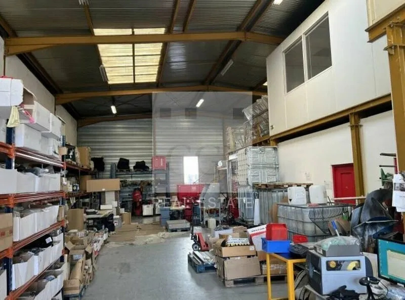 Photo 2