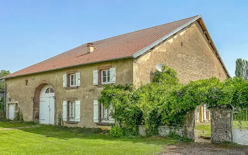 Maison 9 pièces 280 m²
