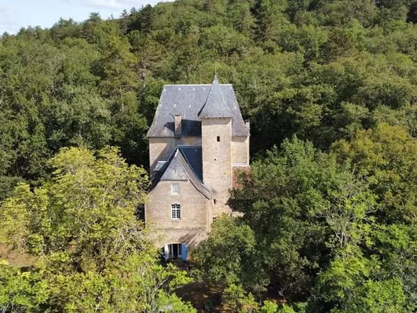 Maison 10 pièces 265 m²
