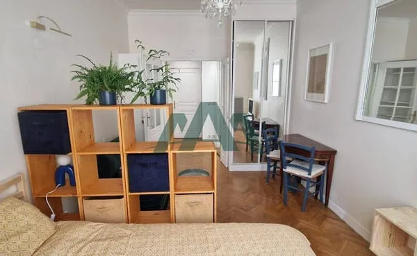Studio 1 pièce 24 m²