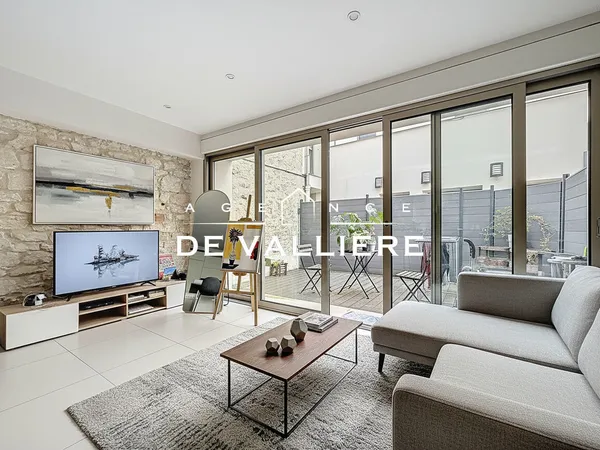 NANTERRE - Centre ville - Appartement style Maison avec terrasse