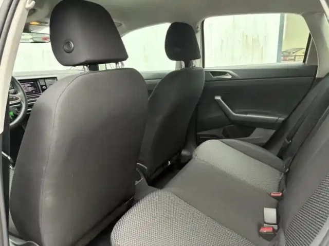 Volkswagen Polo 1.0 mpi 80ch — photo 7