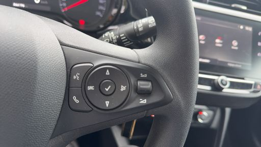 Opel Corsa 1.2i Turbo 100 - Edition – 2023 – 66196 km – Essence – Boîte Manuelle — photo 3
