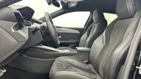 Peugeot 308 PHEV 180ch GT e-EAT8 — photo 9