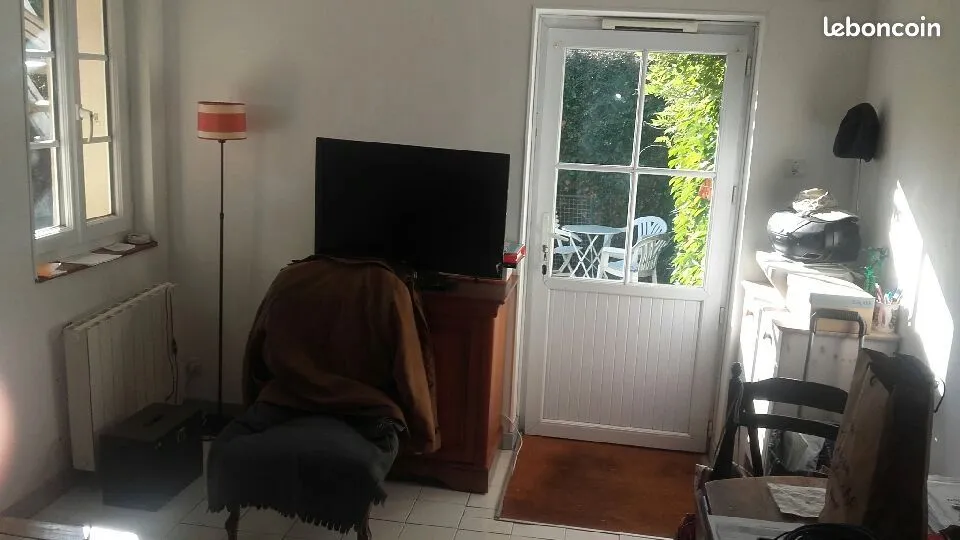 Photo 1