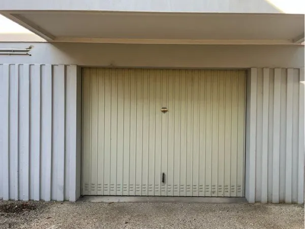 À louer garage 1 min de la gare
