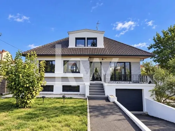 Maison 4 pièces 128 m²
