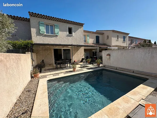 Propriété 5 pièces 104 m²