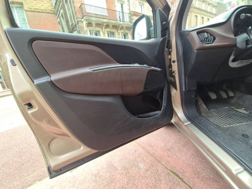 Fiat Doblo 1.6 MultiJet 120 - Trekking – 2017 – 152113 km – Diesel – Boîte Manuelle — photo 18