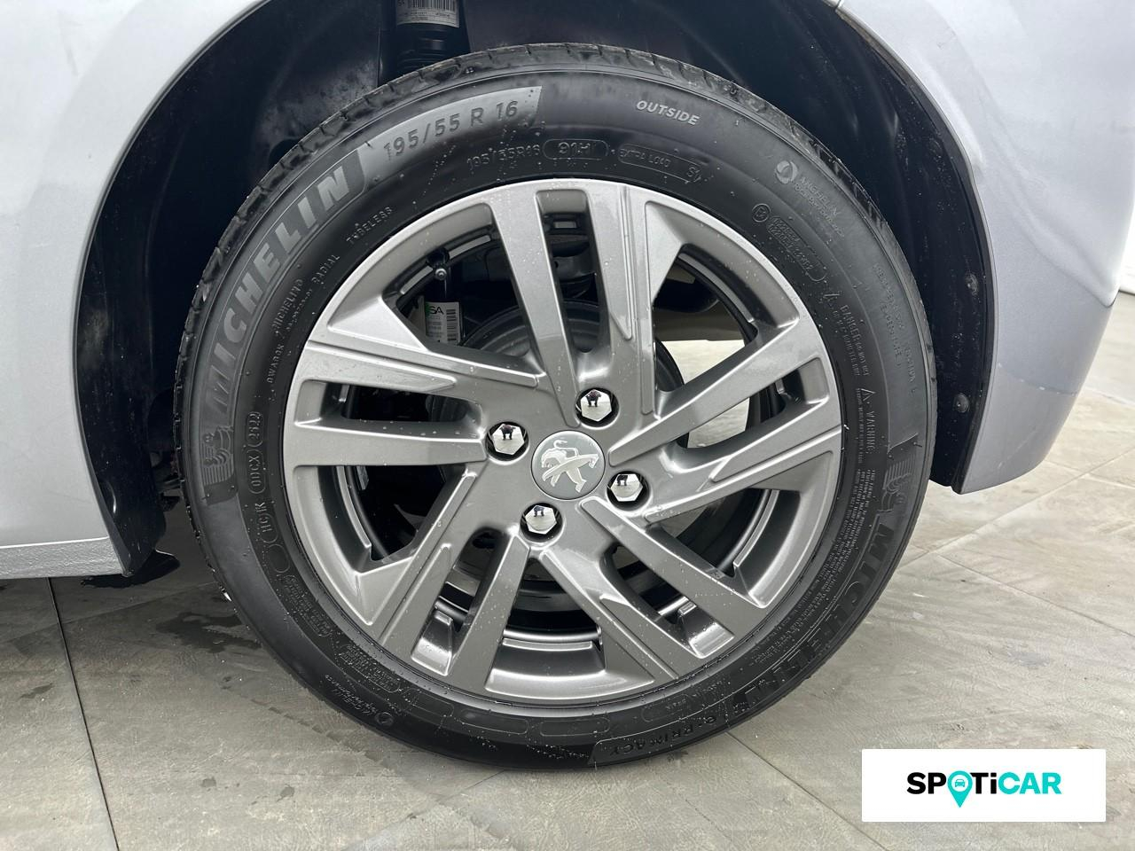 Peugeot 208 1.2 puretech 75ch s&s active pack — photo 11